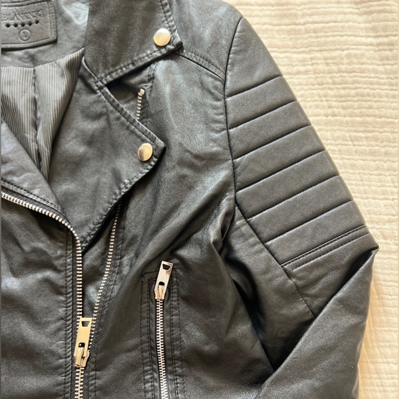 Blank NYC Black Faux Leather Moto Jacket - Picture 2 of 7